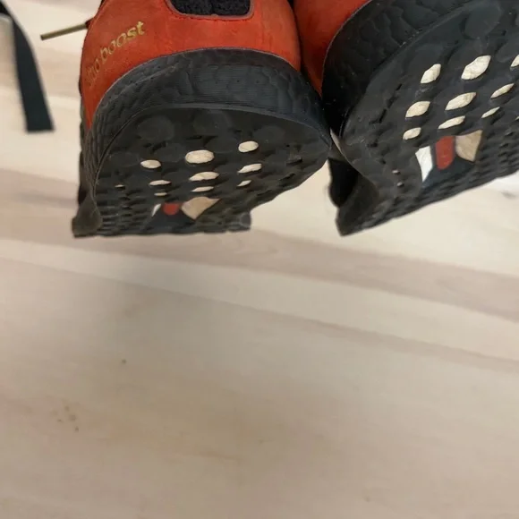 adidas ultraboost dna red black mens sz 11.5 - Picture 12 of 16